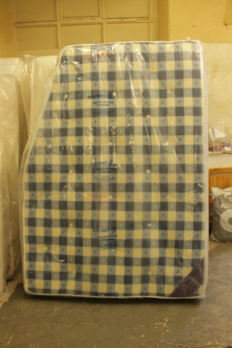 Custom sprung mattress - ,